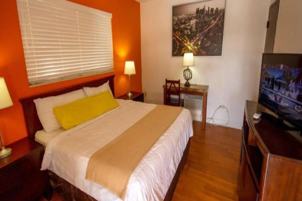 Отель Travelodge By Wyndham Biscayne Bay