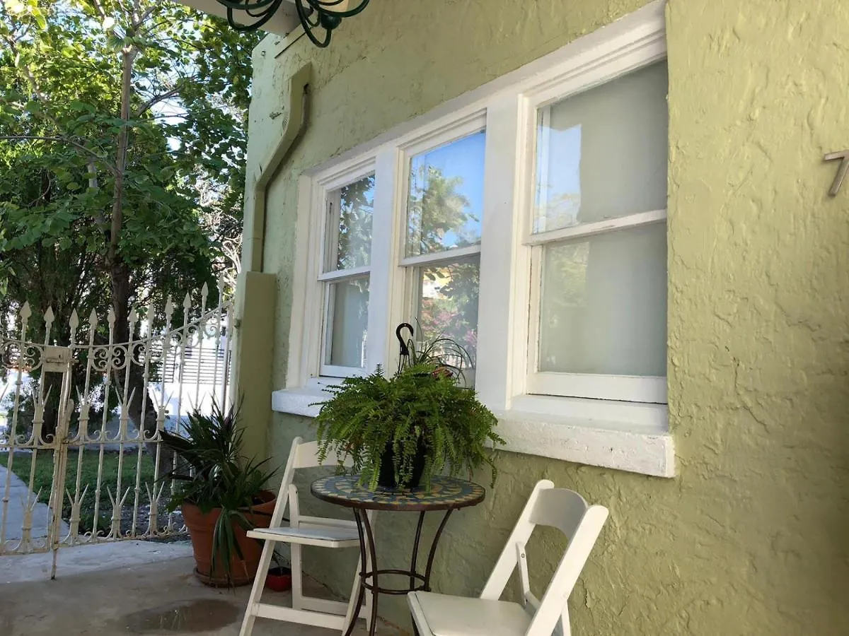 Private With Free Parking Homestay Miami