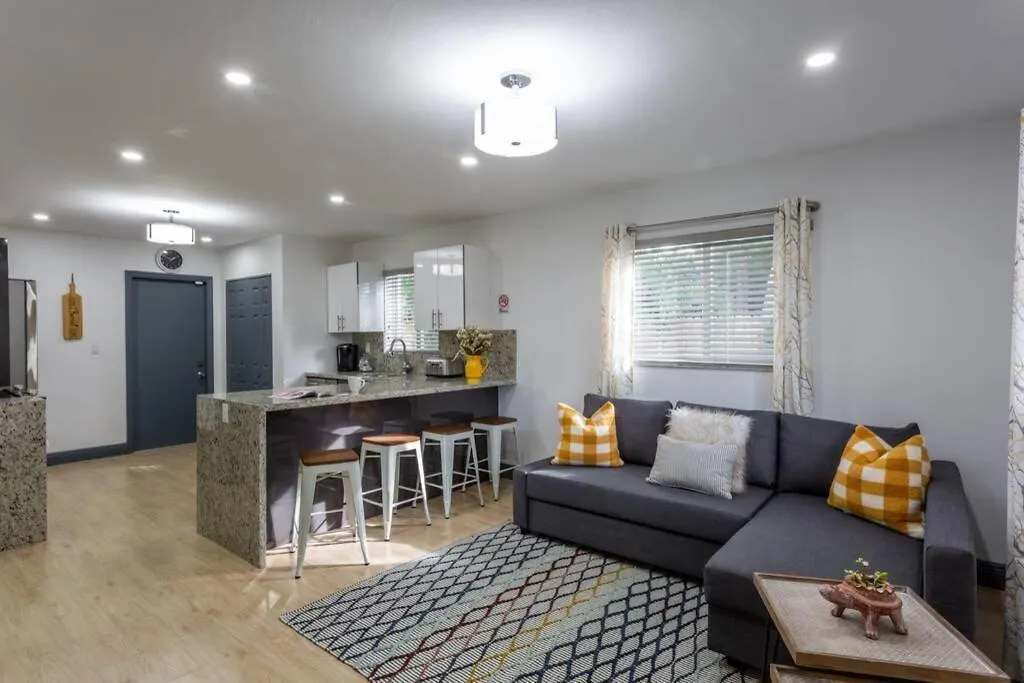 度假居 Casa Madeira @ The Heart Of Design District