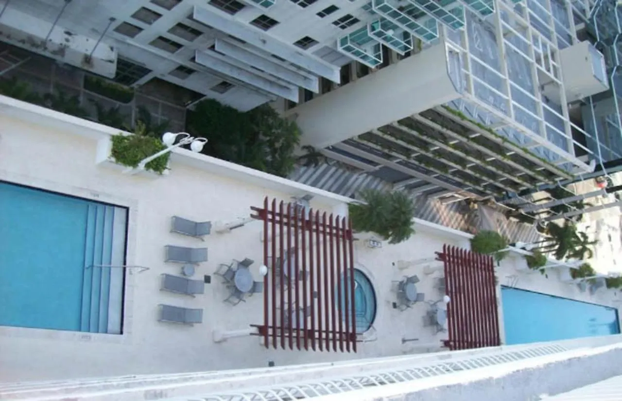 Star Orange Brickell *