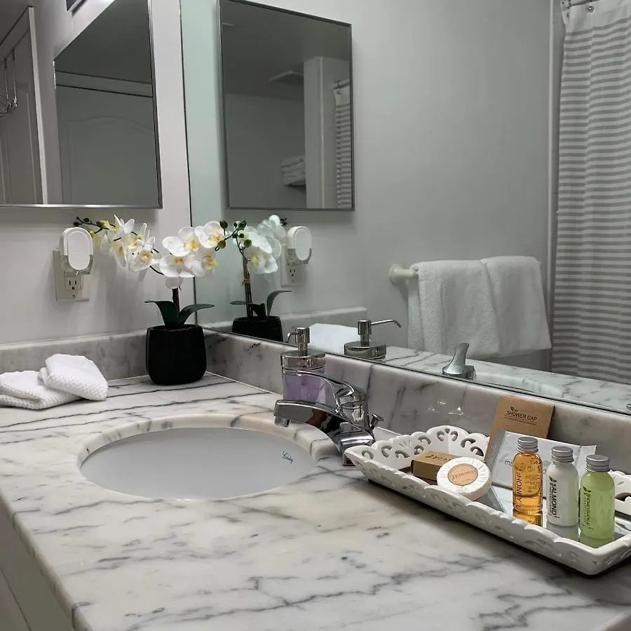 Апартаменты Star Orange Brickell