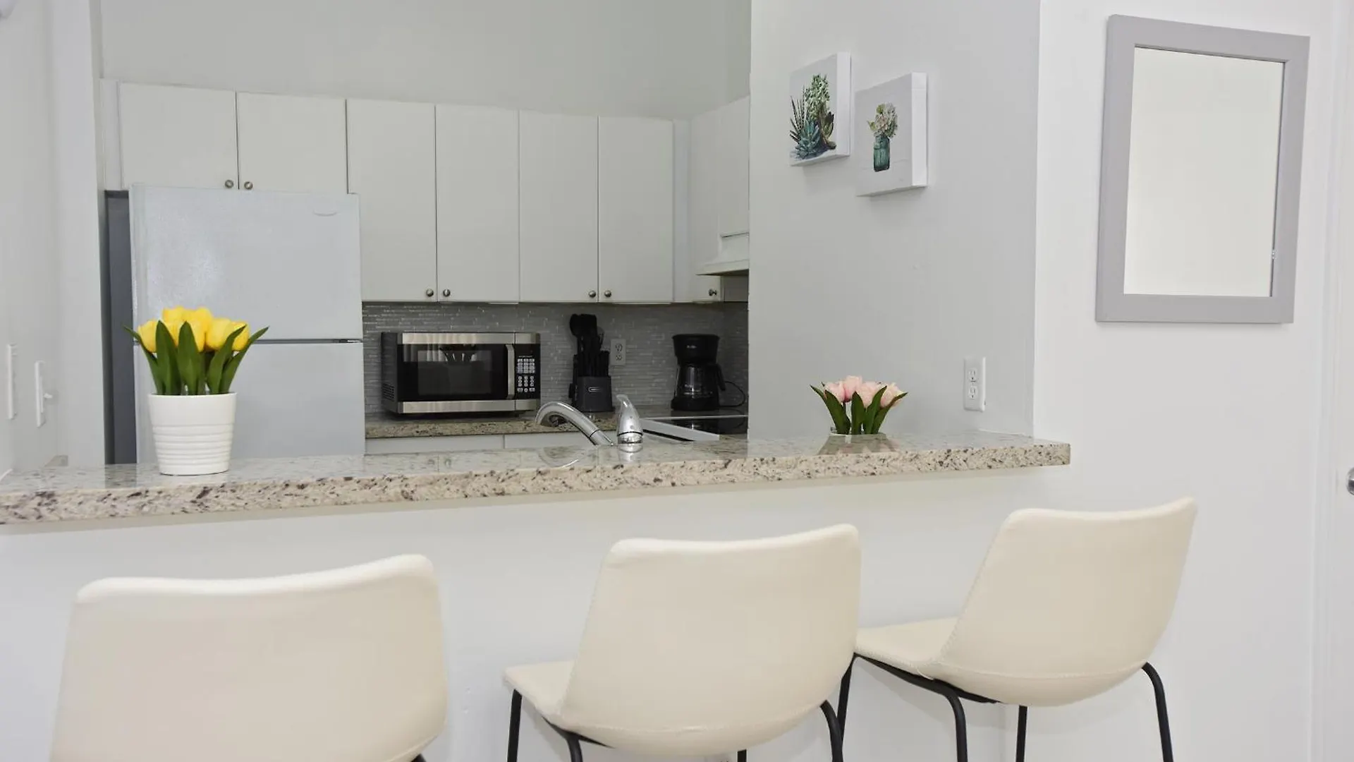 Varadero Suites By Rocketstay *