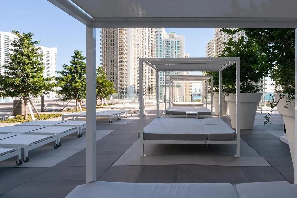 Luxury Waterfront In The Urban Oasis At Icon-brickell Free *