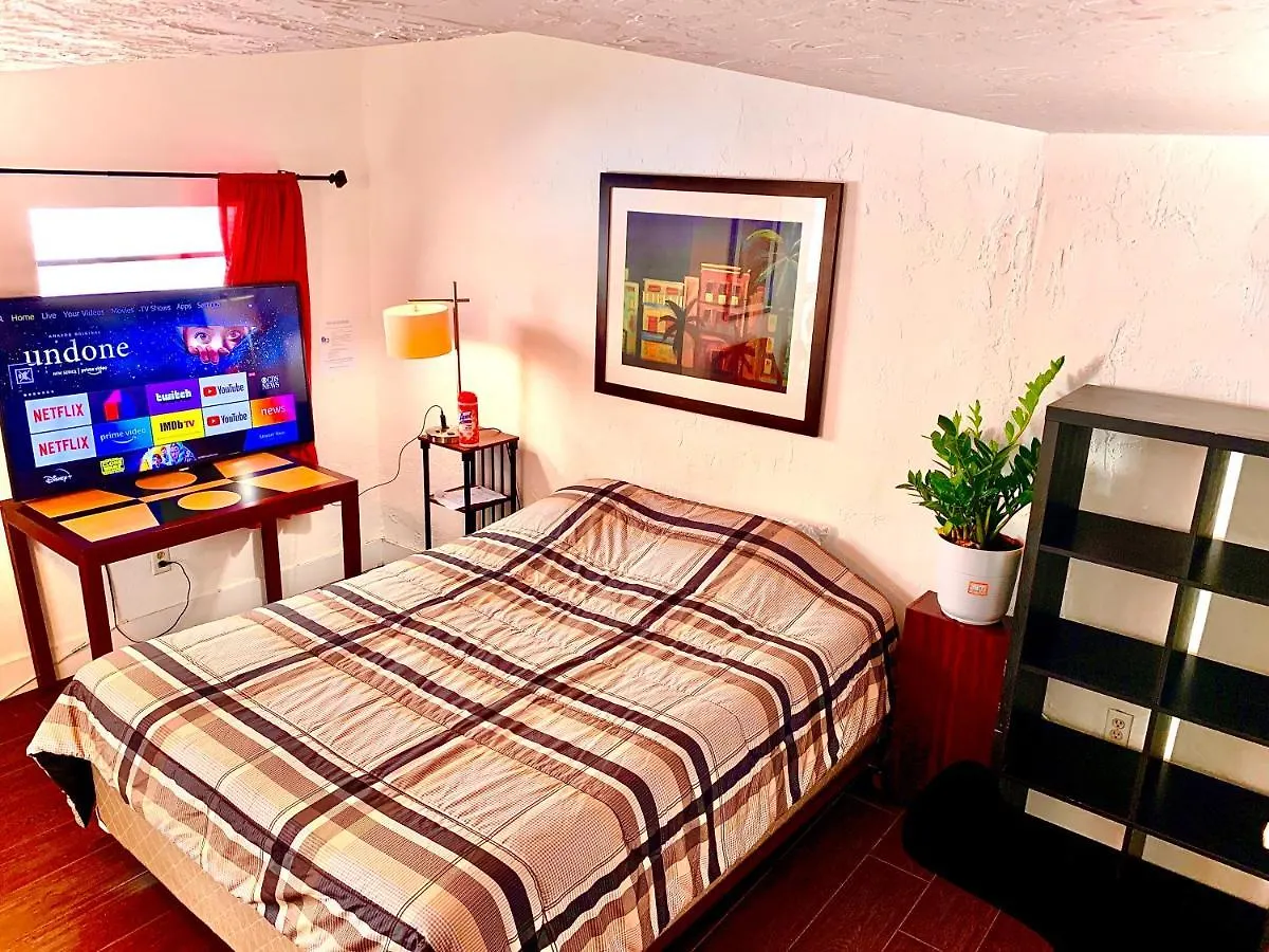 Deons Airbnb Homestay