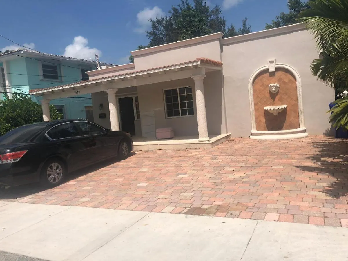 House World Connect Homestay