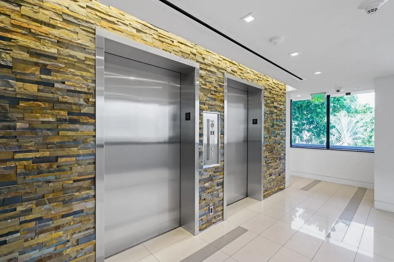 公寓 Newly Remodeled - Key Colony