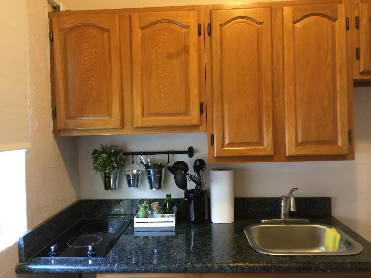 Cozy Near Coconut Grove - 7c Apartment