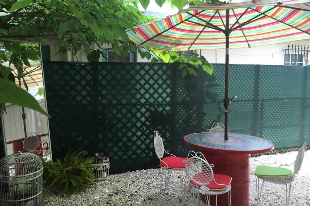 Chic And Comfortable Free Street Parking Miami