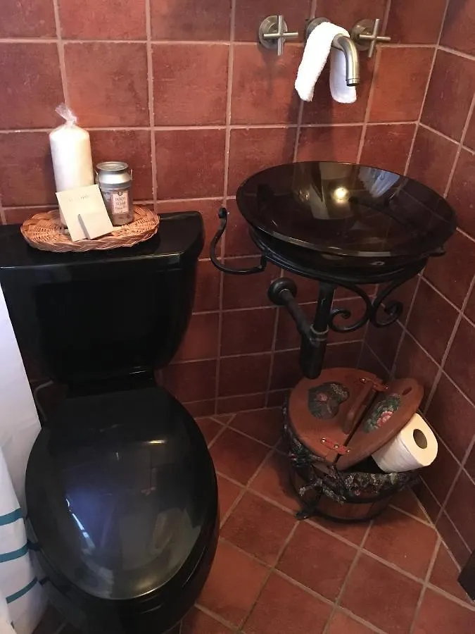 The Jewel Of Little Havana Homestay *