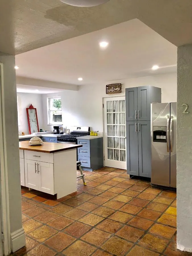 Homestay Cozy Aqua Private With Parking