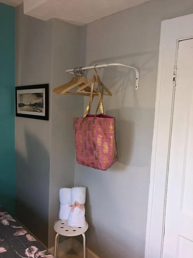 Homestay Cozy Aqua Private With Parking