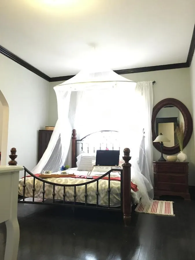 Heavenly In Little Havana Free Parking Homestay Miami