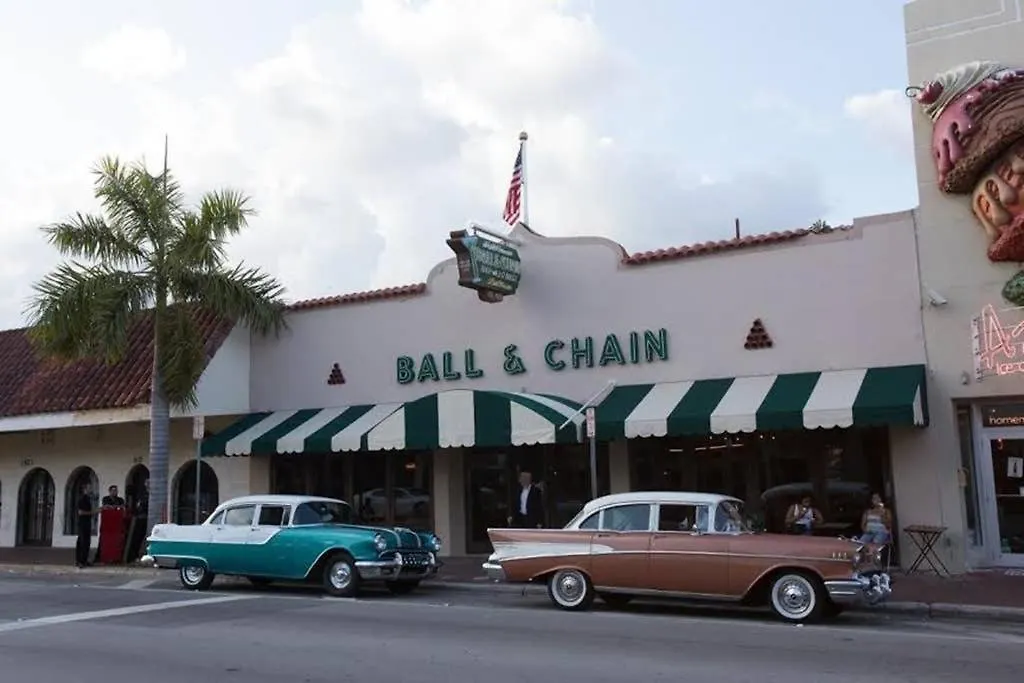 Independent In Little Havana דירה