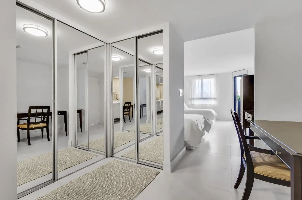 Newly Remodeled - Key Colony Apartment *