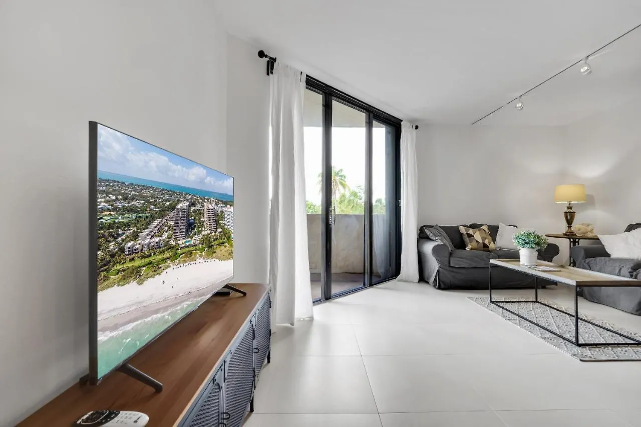 Newly Remodeled - Key Colony * Miami