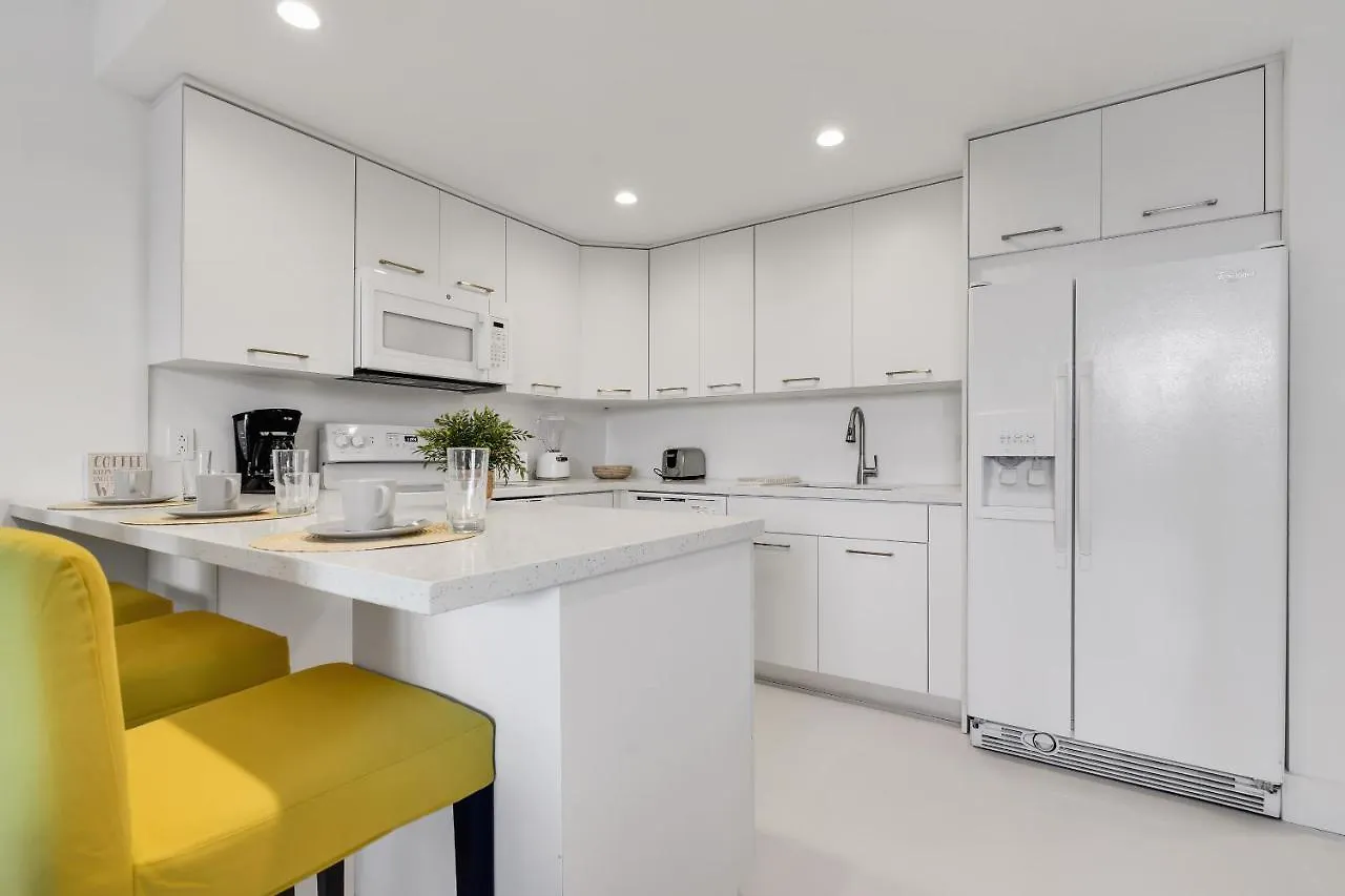 Apartment Newly Remodeled - Key Colony