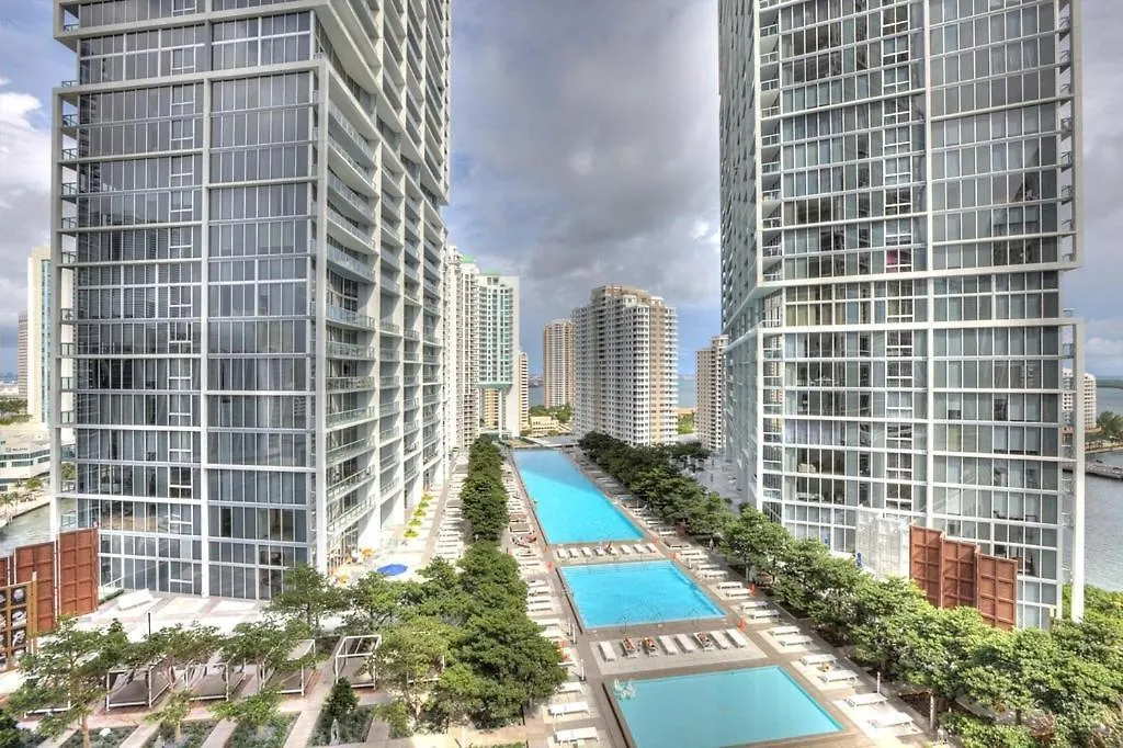 Waterfront Spacious Luxury 1 Bedroom Iconbrickell Miami