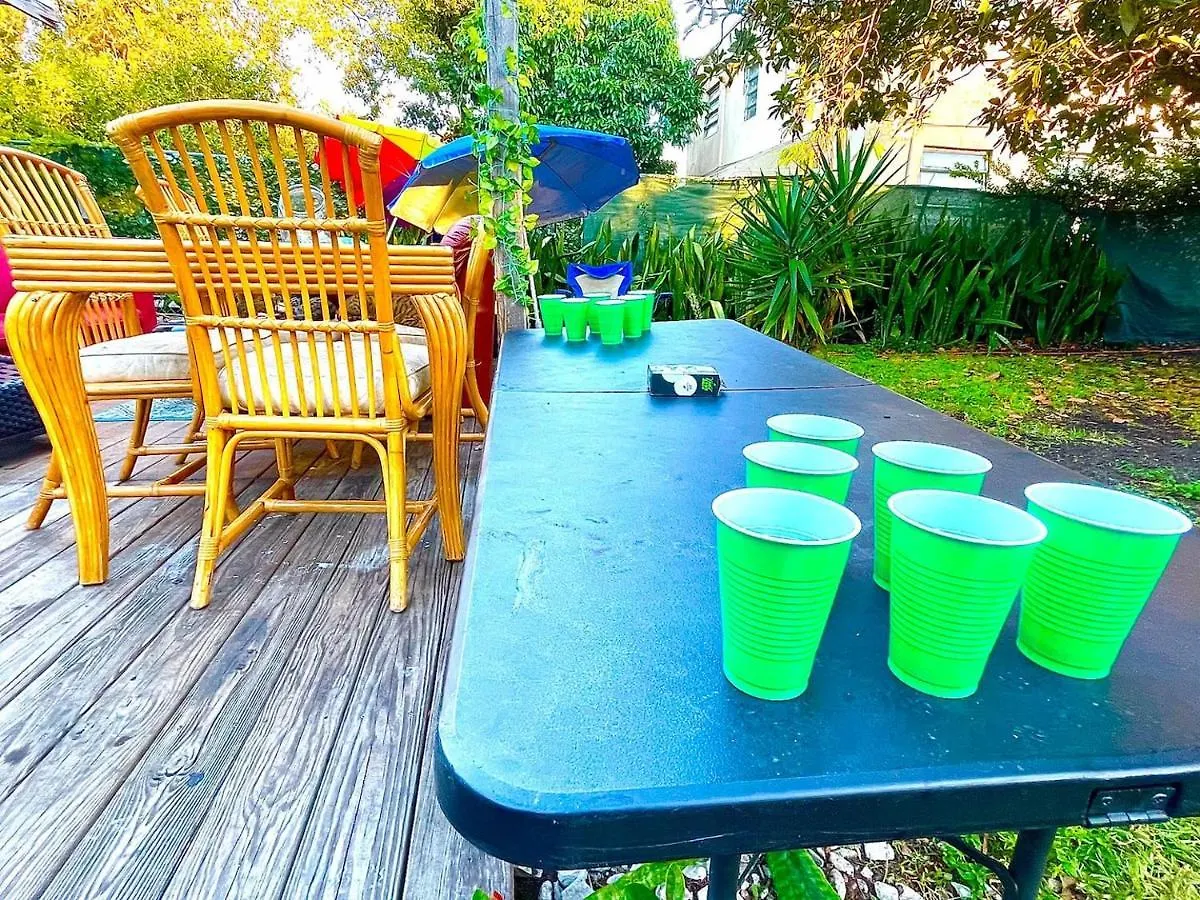 Deons Airbnb Homestay