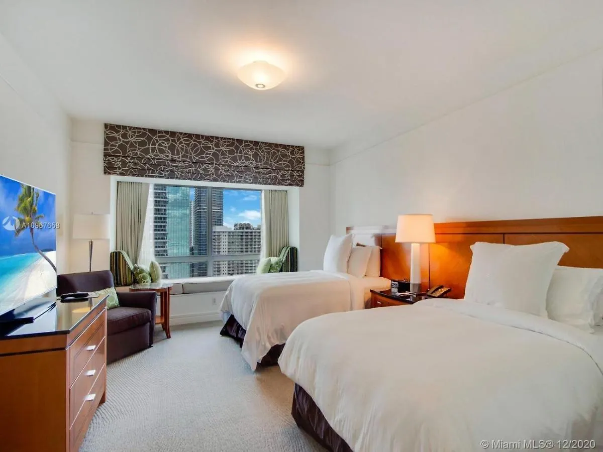 Four Seasons - Luxury Private Residences Apartahotel 5*