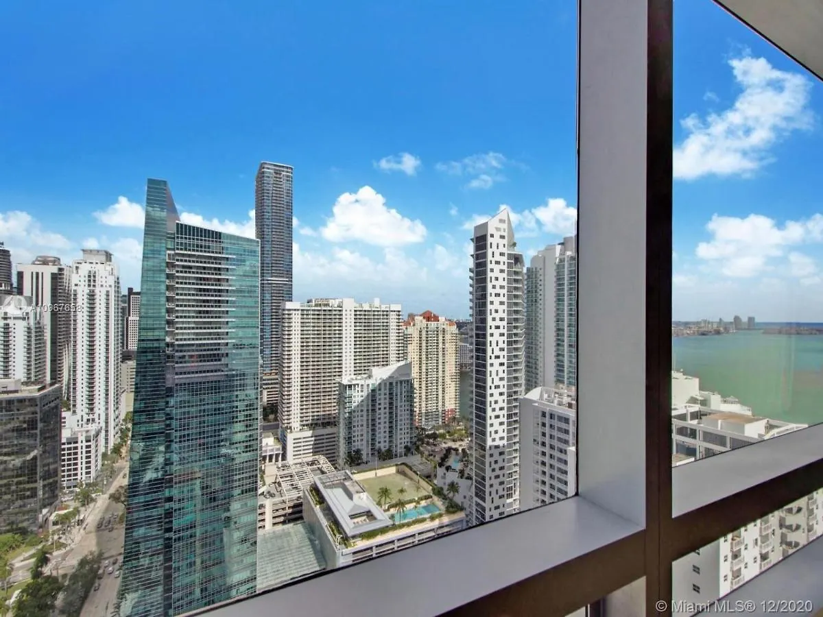 Four Seasons - Luxury Private Residences Apartahotel 5*