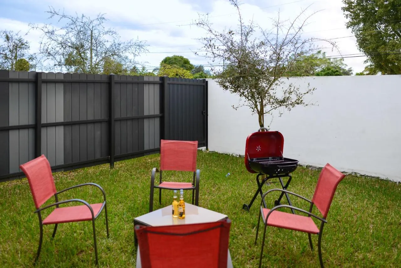 Amazing Townhouse 8 Miles From Wynwood - Nth5 * 迈阿密