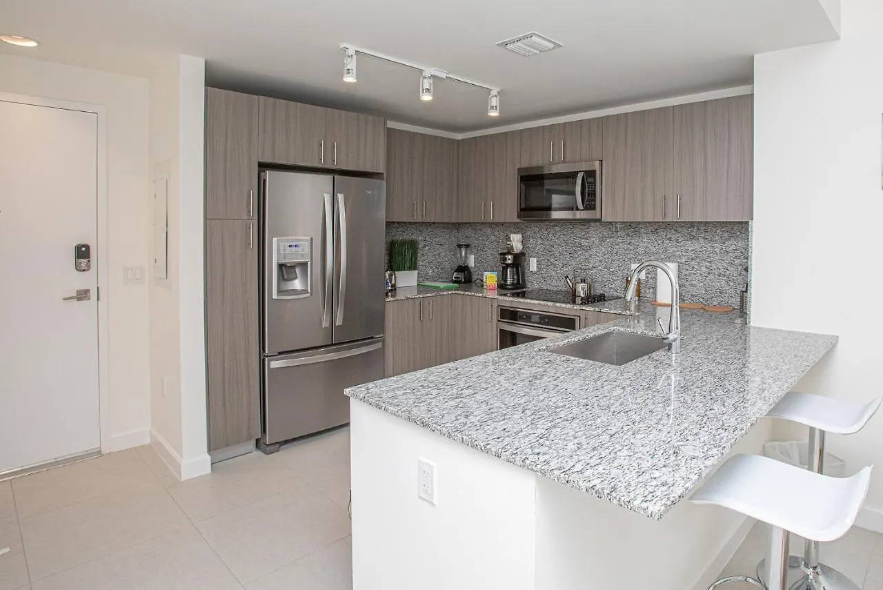 Apartment Luxury 2bd In Downtown Doral Miami
