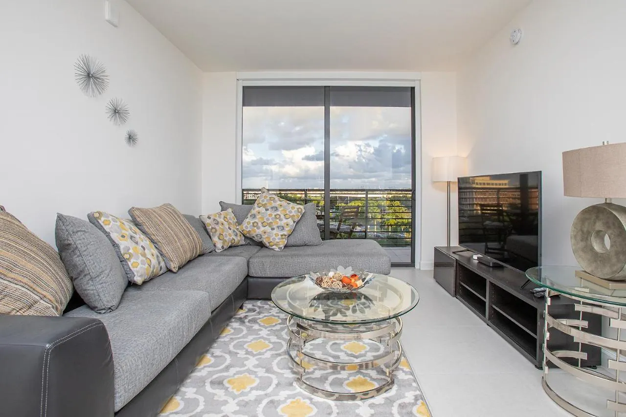 Luxury 2bd In Downtown Doral * Miami