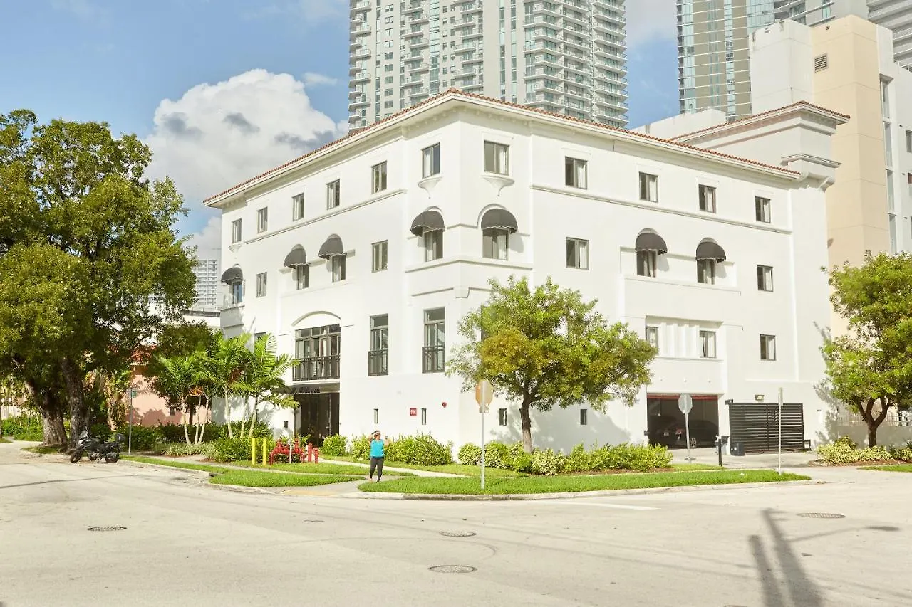 Sonder The Palace Aparthotel Doral