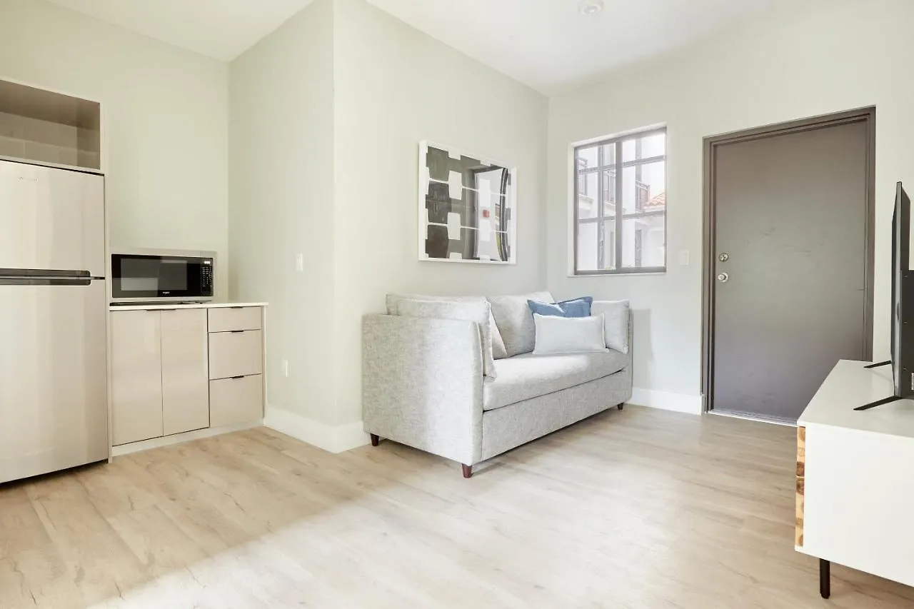 Sonder The Palace Aparthotel 3*