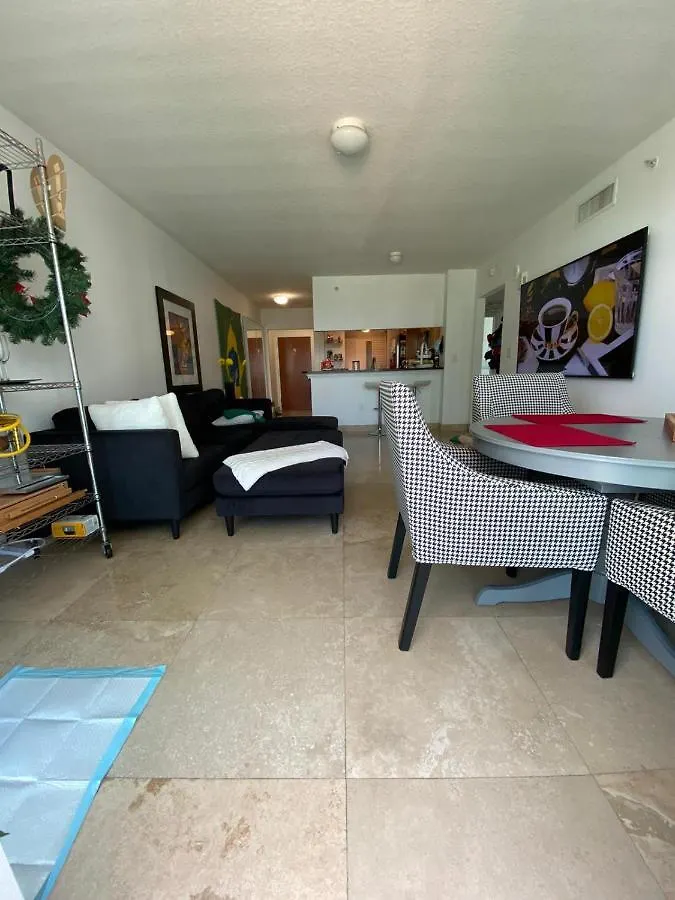 Homestay Comfortable In The Brickell Center Area *