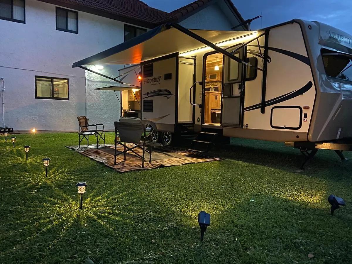 Campsite Cozy Camper - Free Parking Miami