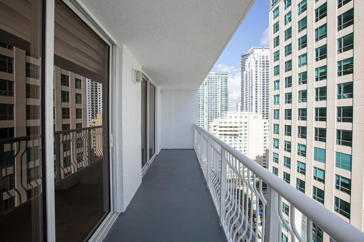 Amazing At Brickell Club Apartmán *