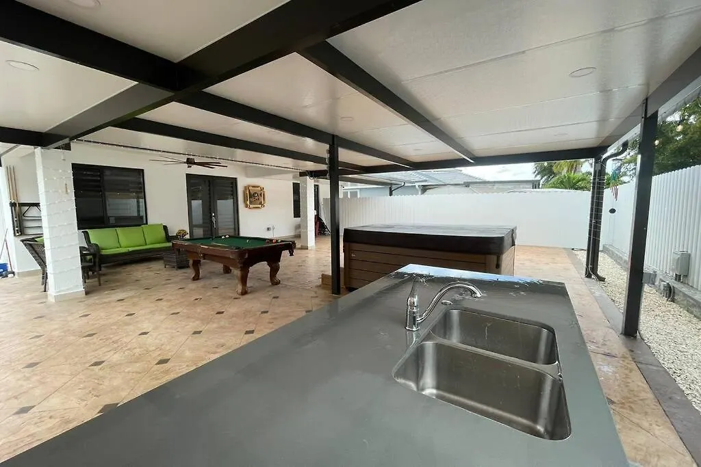 Villa Yenya *