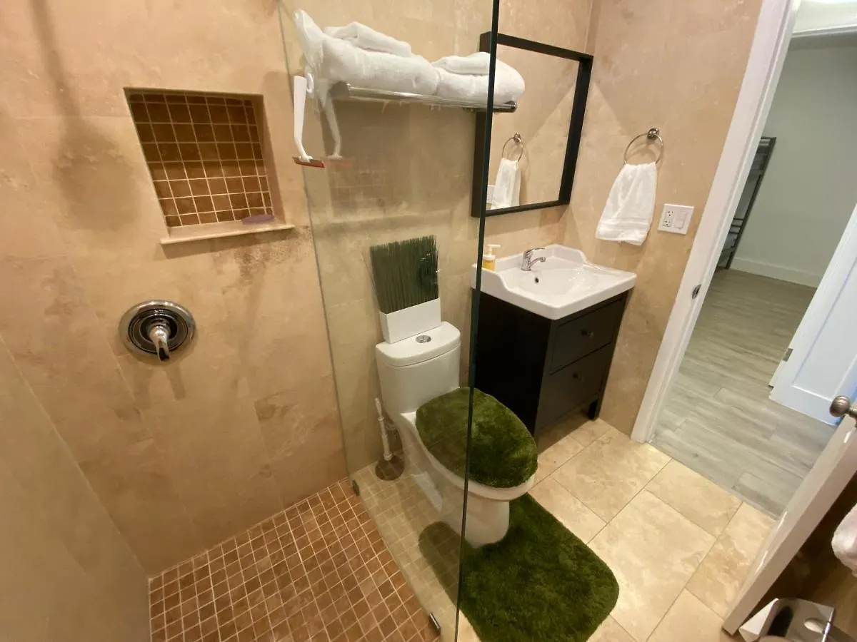 Main House In Homestay Miami