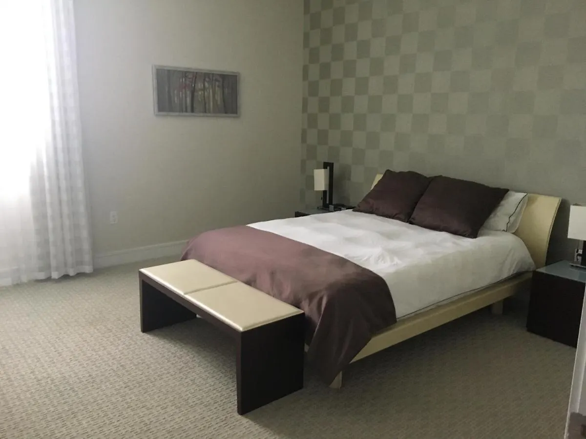 公寓式酒店 2-story 3 Bed 4 Bath At Provident At The Blue Miami *
