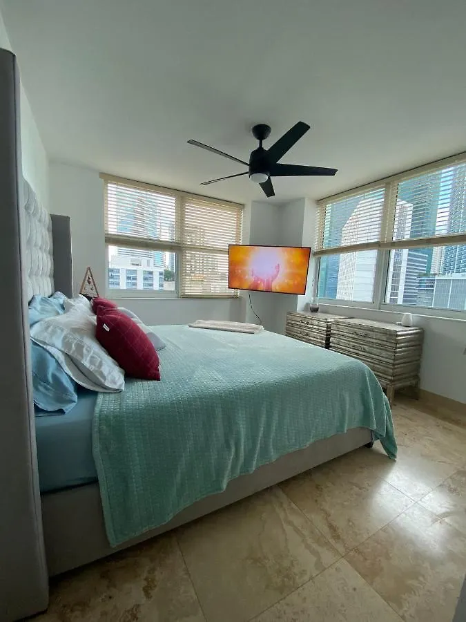 Comfortable In The Brickell Center Area Miami