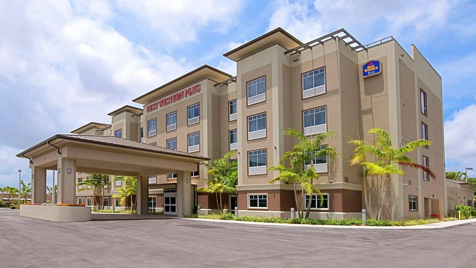 Western Miami Airport North & Hotel 3*