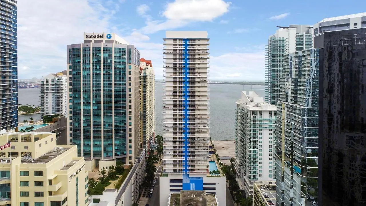 Luxury Brickell * マイアミ