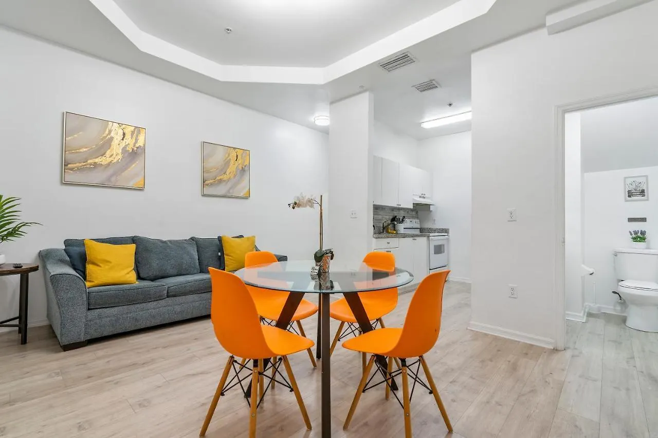 Airport Getaway Apartmán *