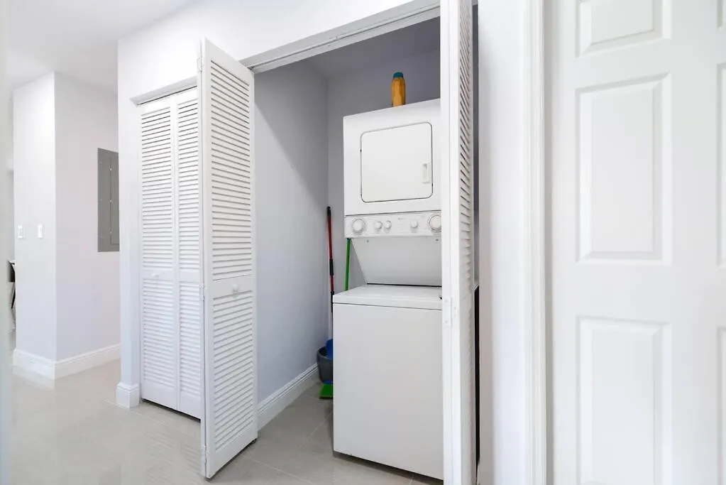 Holiday home Lovely 3 Bedrooms 2 Bathroom At Liberty City Miami