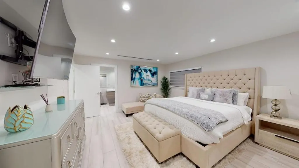 Spacious 6Br Miami Pool, Bb Court & Near Airport L03 * Miami