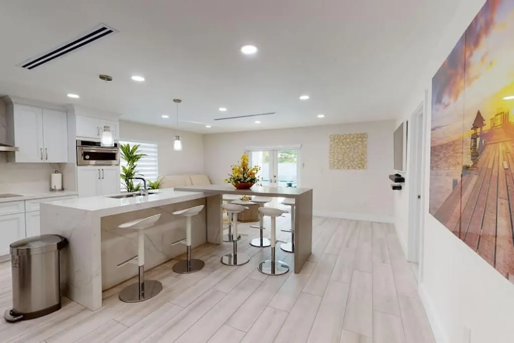 Holiday home Spacious 6Br Miami Pool, Bb Court & Near Airport L03 Miami