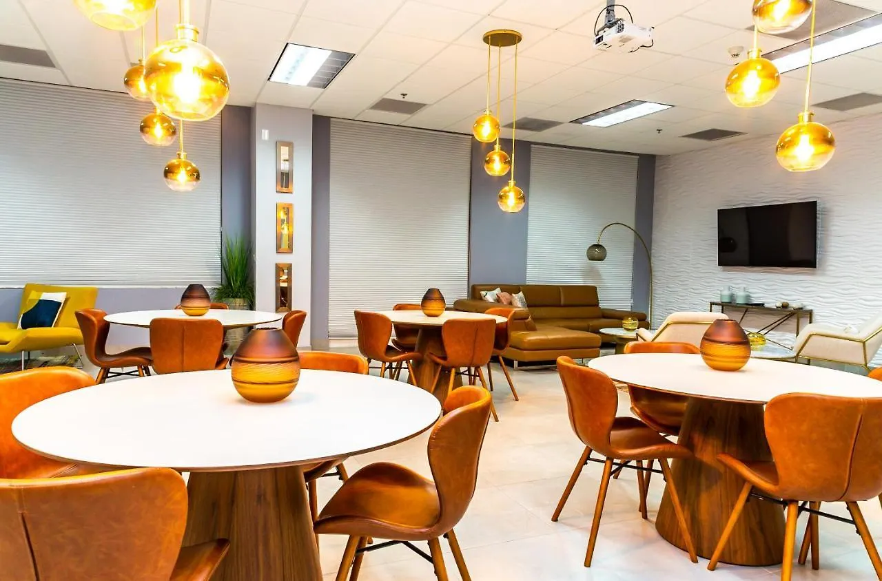 Star Yellow Brickell *
