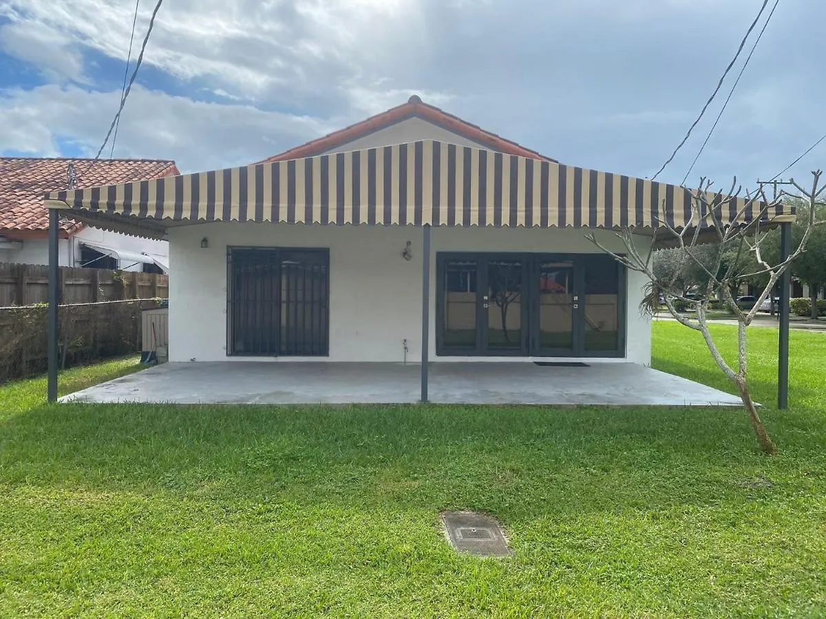 Lyz Miami Pensión Coral Gables