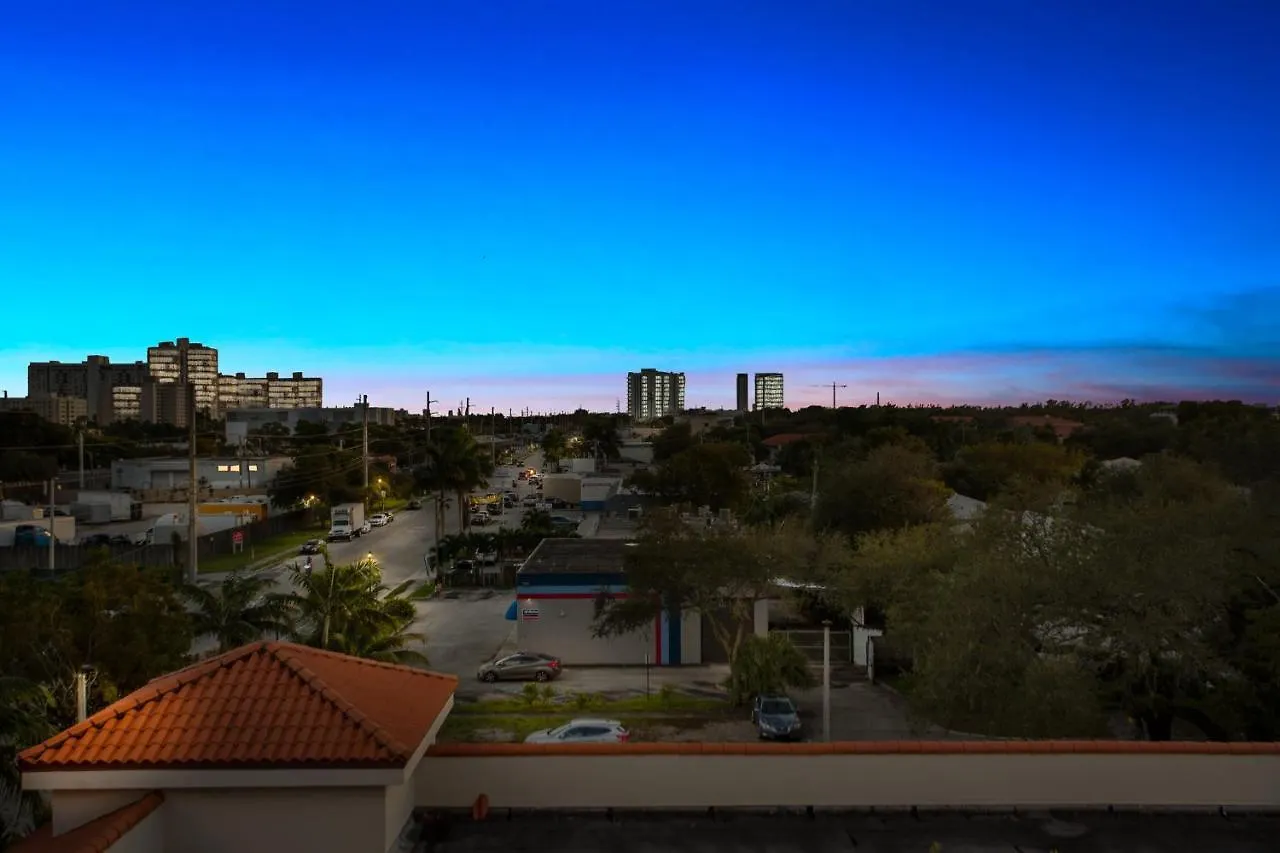 Lofts Of Aventura Apartment *