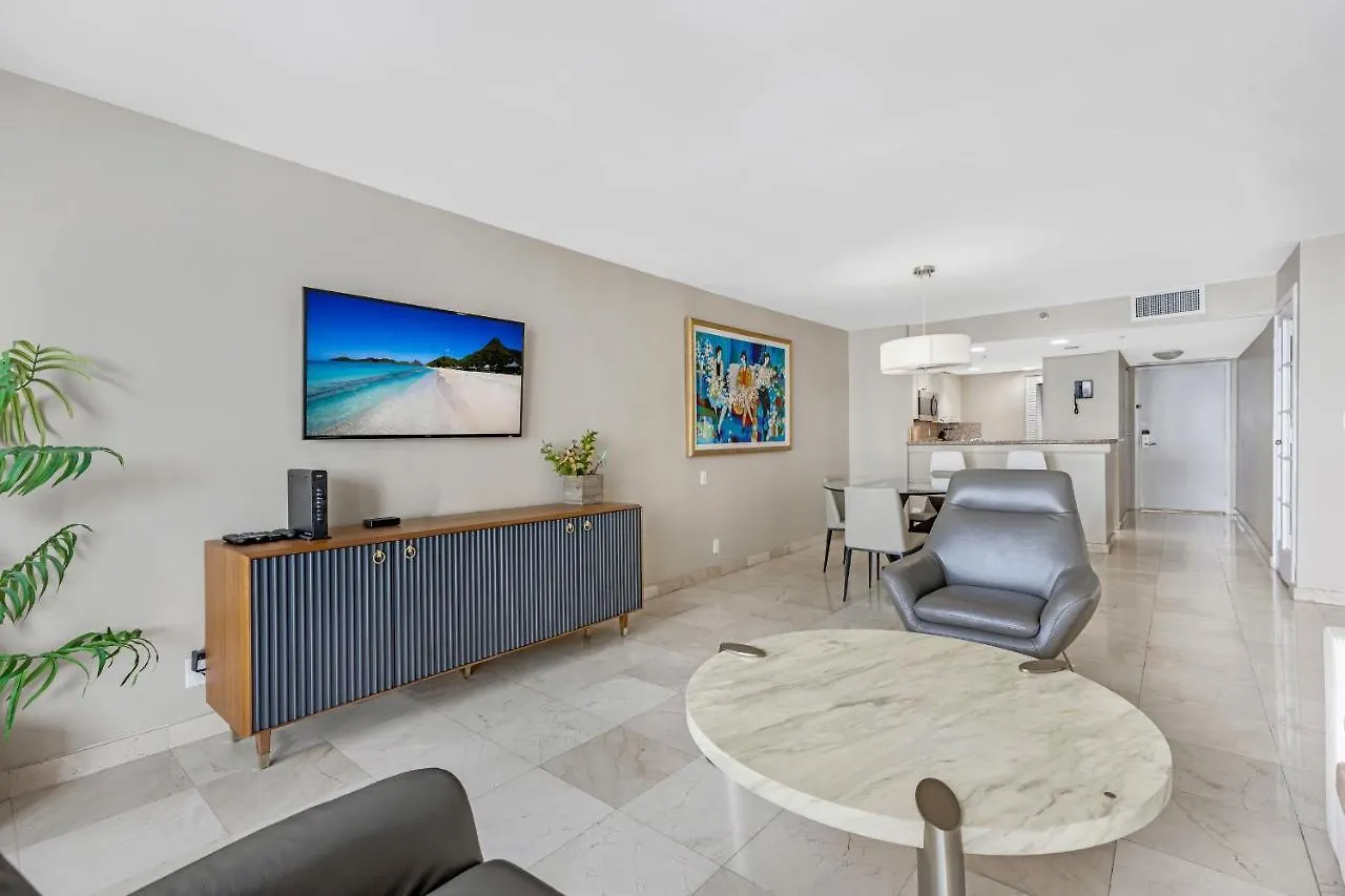 High Rise Comfort With Balcony Apartment Doral