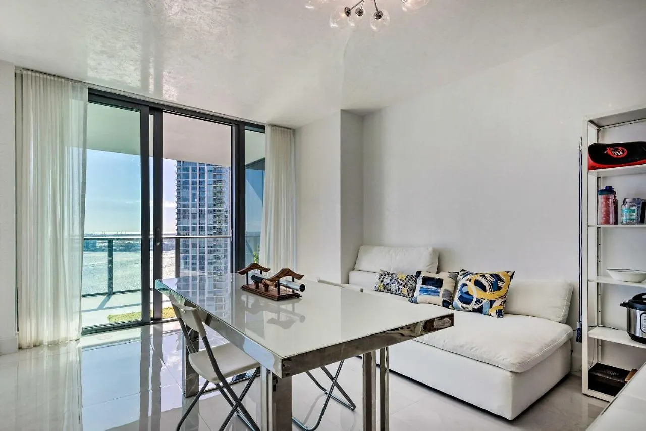 Luxe With Community Pool And Hot Tub! *