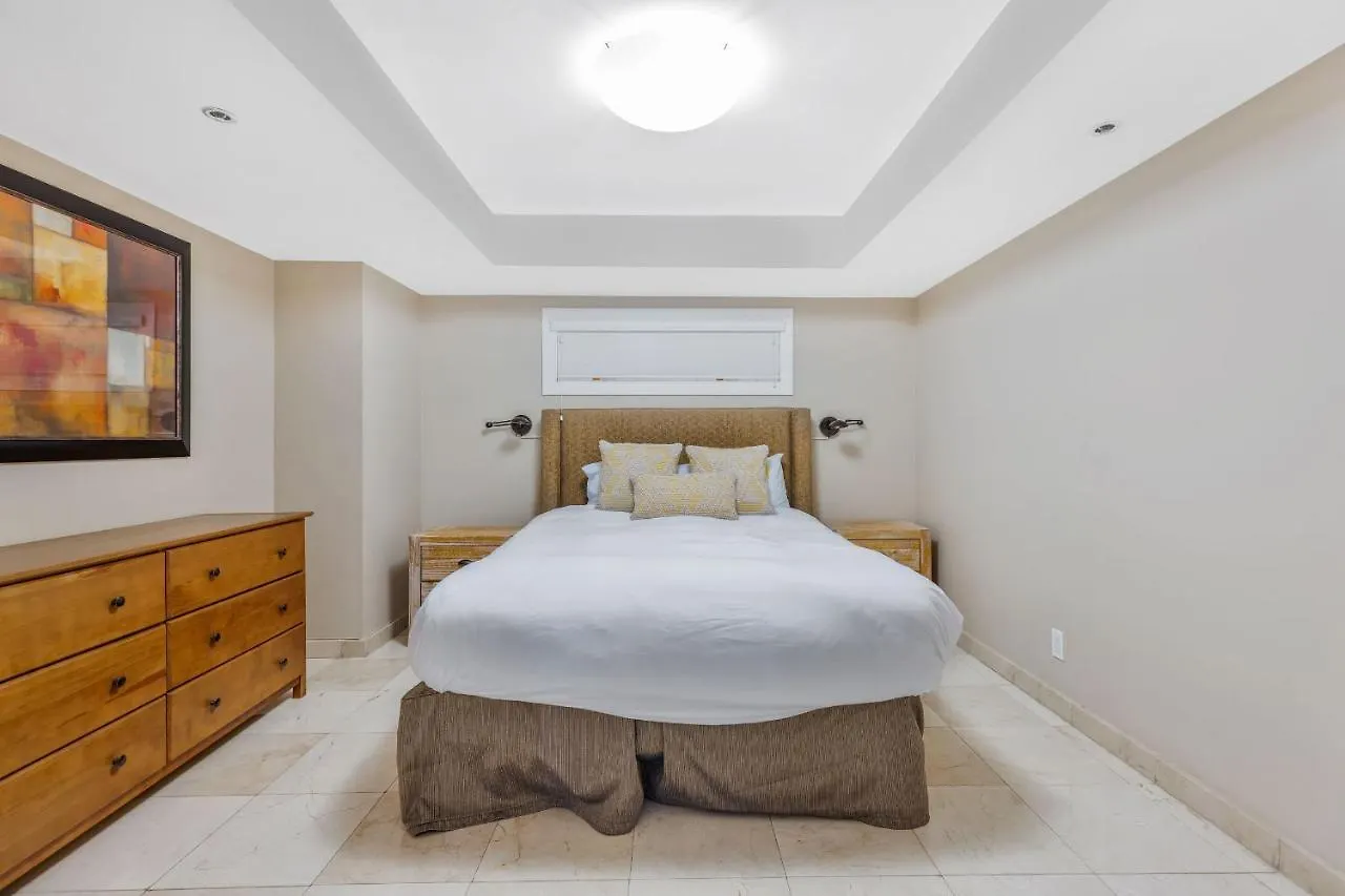 High Rise Comfort With Balcony Doral
