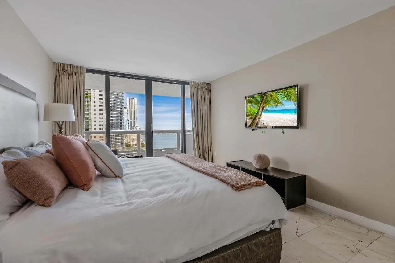 High Rise Comfort With Balcony Apartment