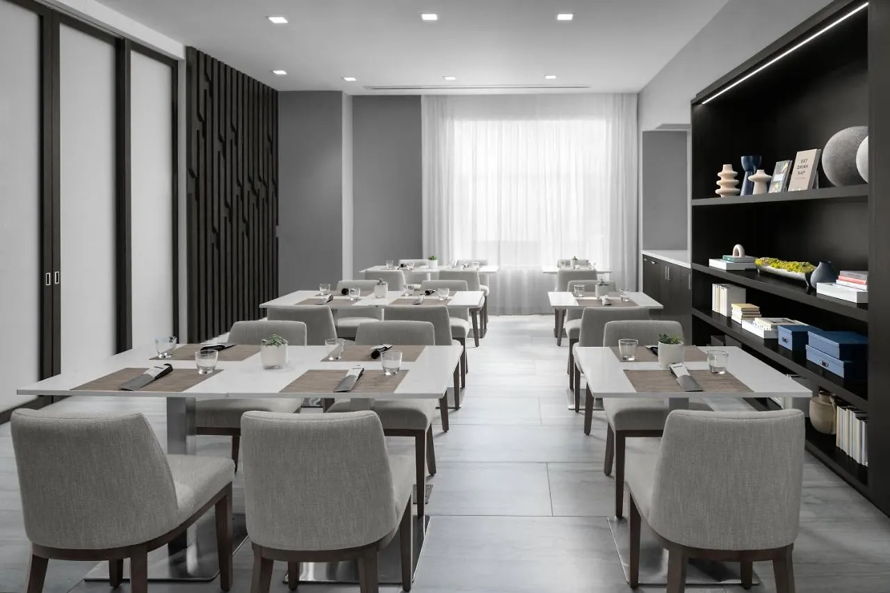 Hotel Ac By Marriott Miami Dadeland